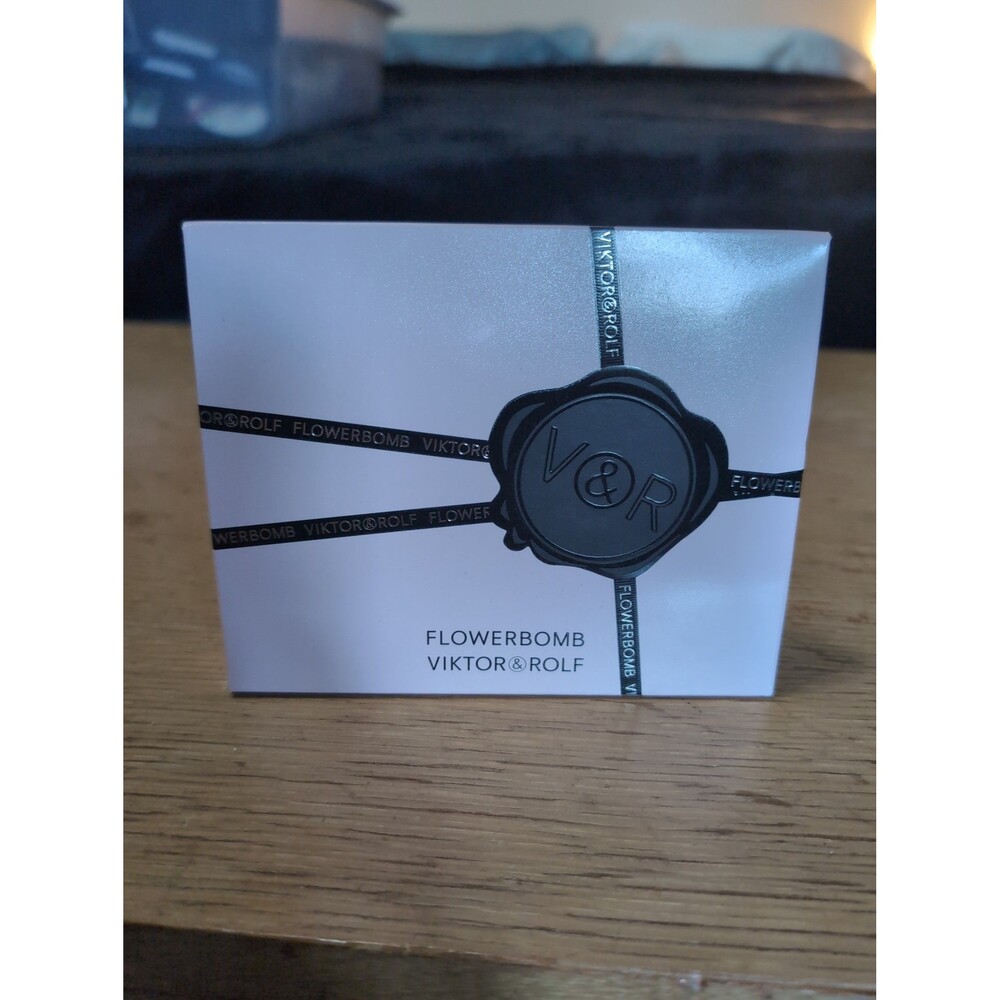 Viktor & Rolf flowerbomb set